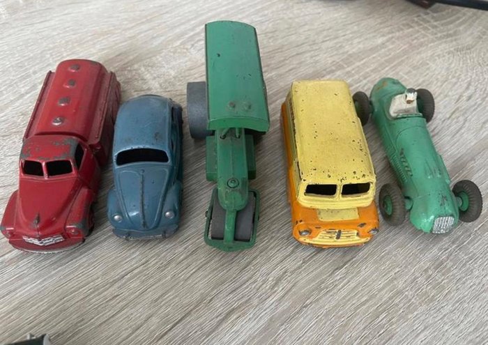 Dinky toys aveling d'occasion  