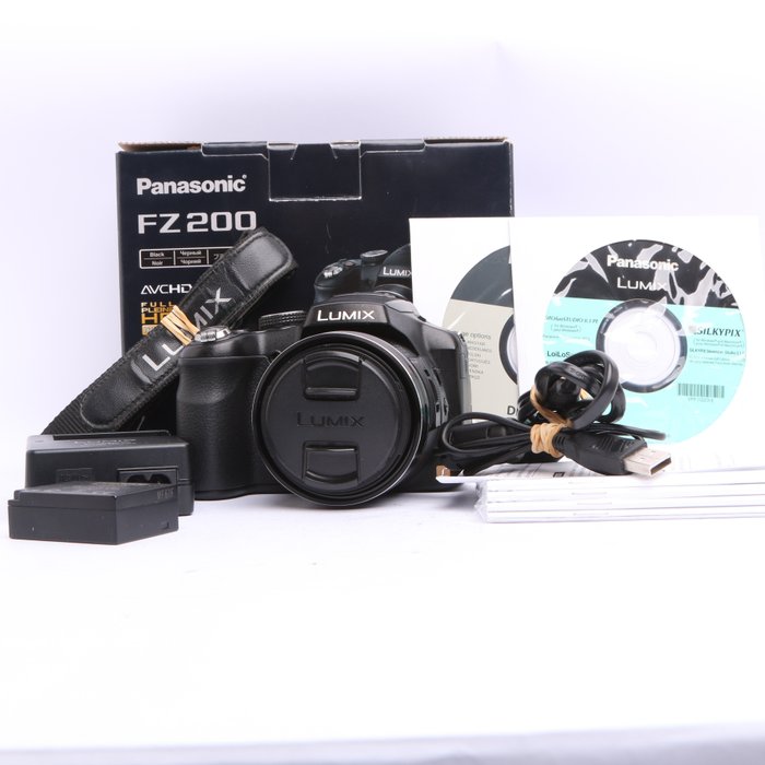 Panasonic lumix fz200 d'occasion  