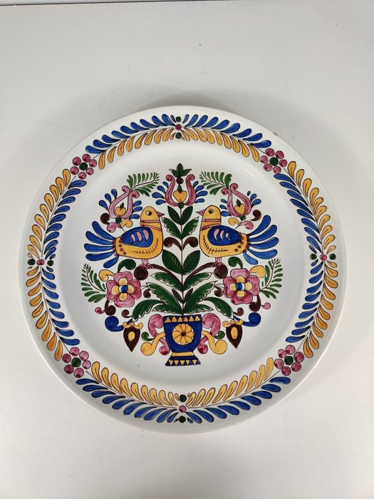 Handmade pottery plate d'occasion  