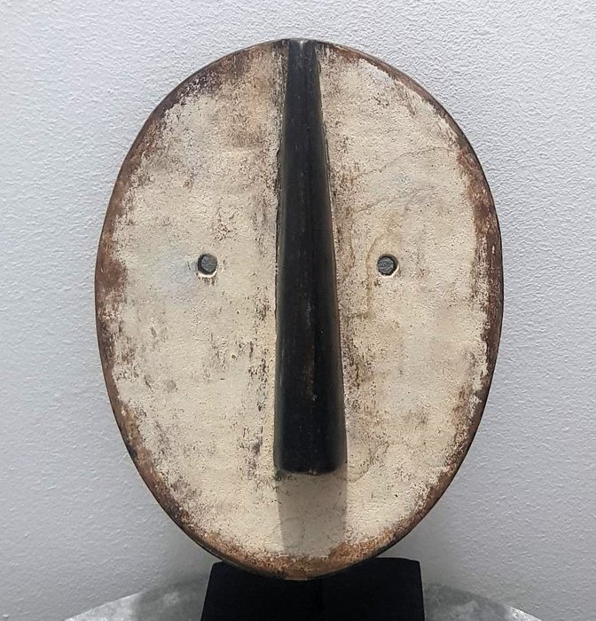 African mask wood for sale  