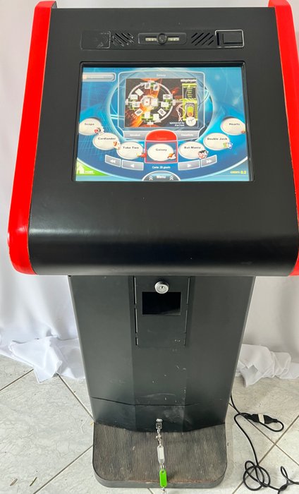 Slot machine multi usato  