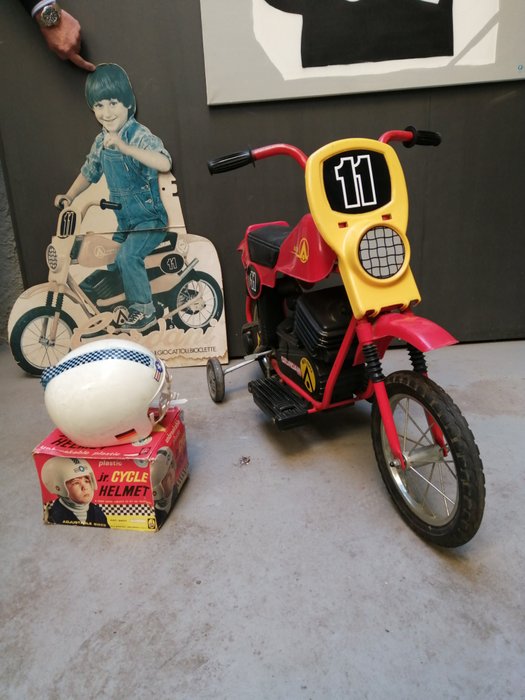 Giordani toy motorcycle usato  