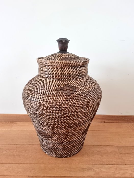 Decorative rattan basket for sale  