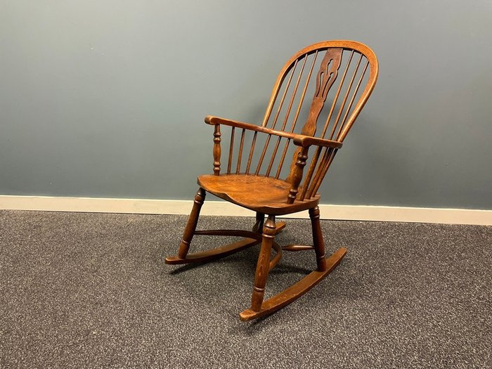 Rocking chair windsor for sale  