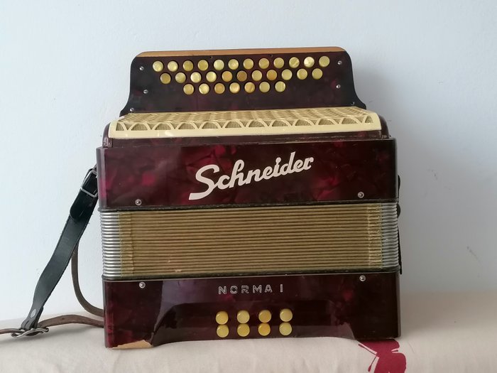 Schneider norma diatonic for sale  
