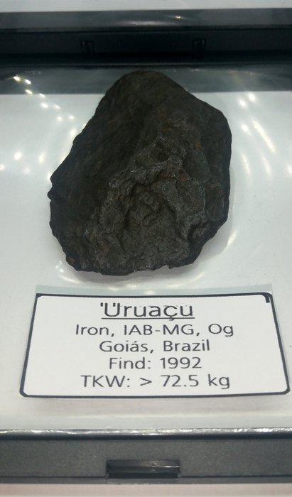 Beautiful uruaçu meteorite for sale  