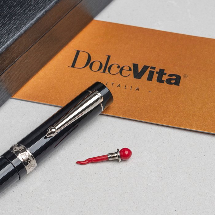 Dolcevita ball point for sale  