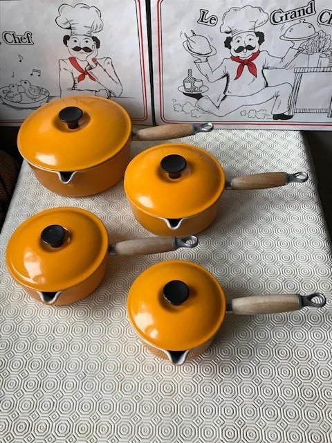 Creuset cooking pot for sale  
