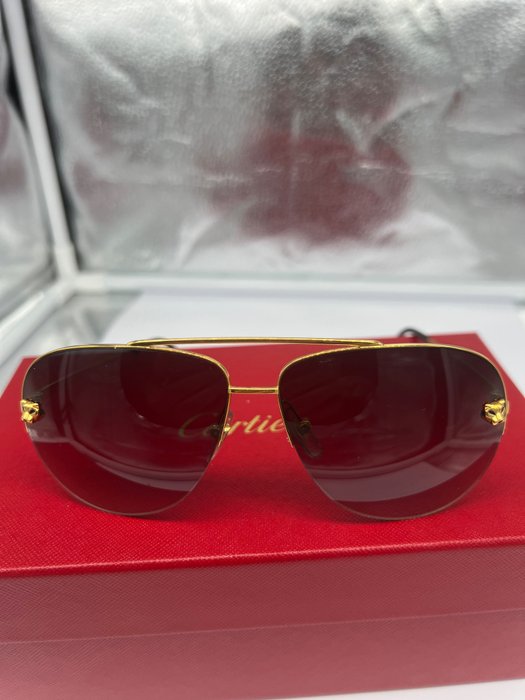 Cartier panthere sunglasses usato  