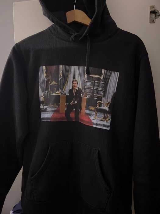 Supreme hoodie d'occasion  