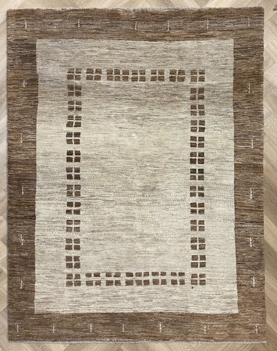 Modern kashkuli carpet for sale  