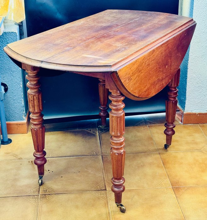Gateleg table mahogany for sale  