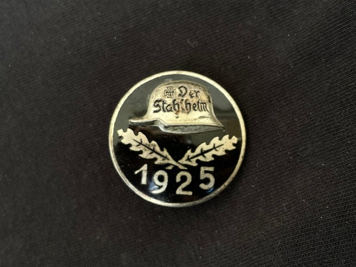 Germany medal insigne usato  
