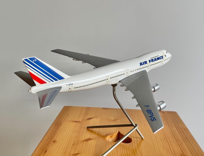 Model plane boeing for sale  