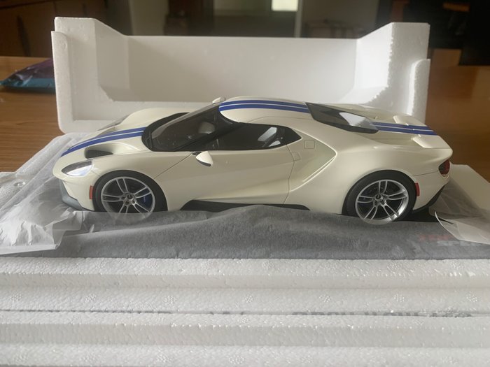 Spirit model car for sale  