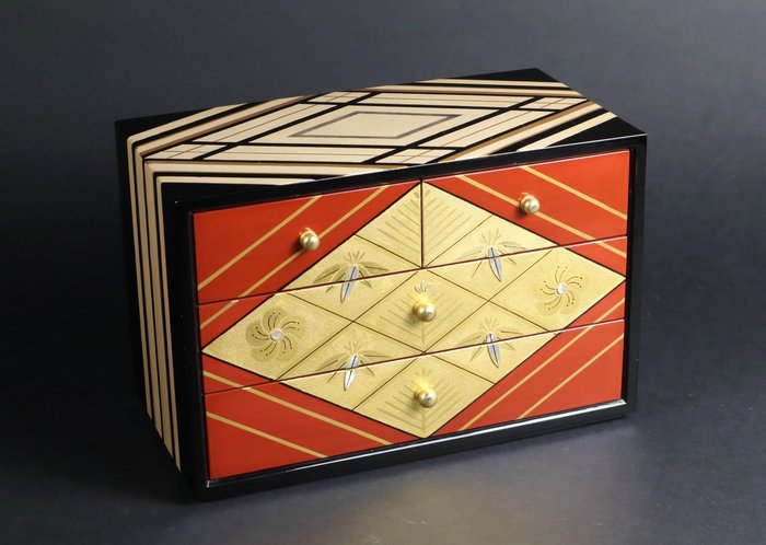 Chest drawers geometric for sale  