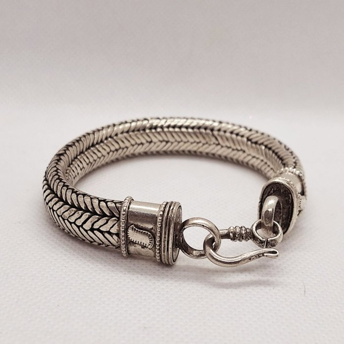 Indian bracelet handcrafted for sale  