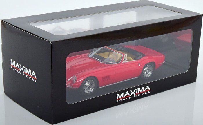 Maxima scale model for sale  