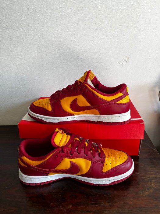 Nike low top for sale  
