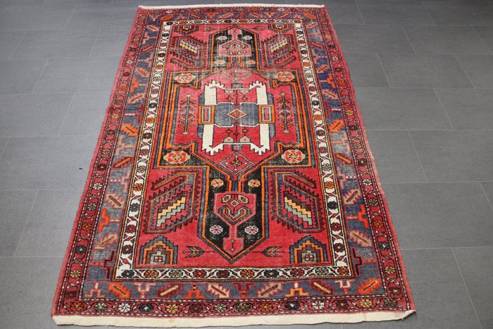 Kurdish rug 211 for sale  