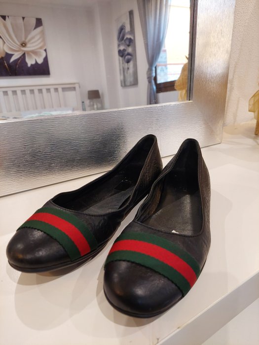 Gucci ballet flats for sale  