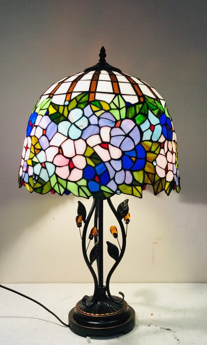 Table lamp tiffany for sale  