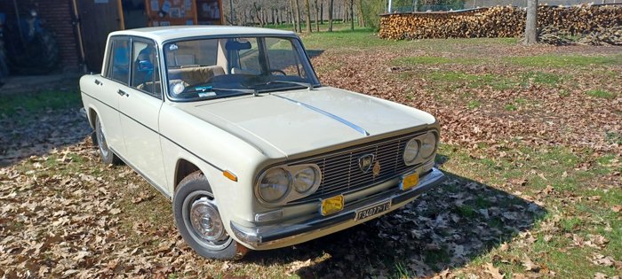 Lancia fulvia reserve for sale  