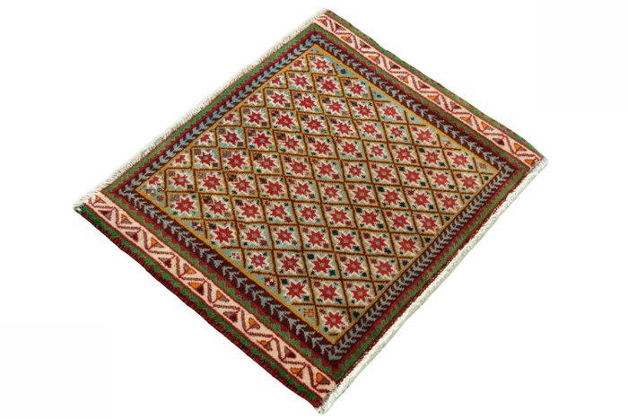 Shiraz rug cm for sale  
