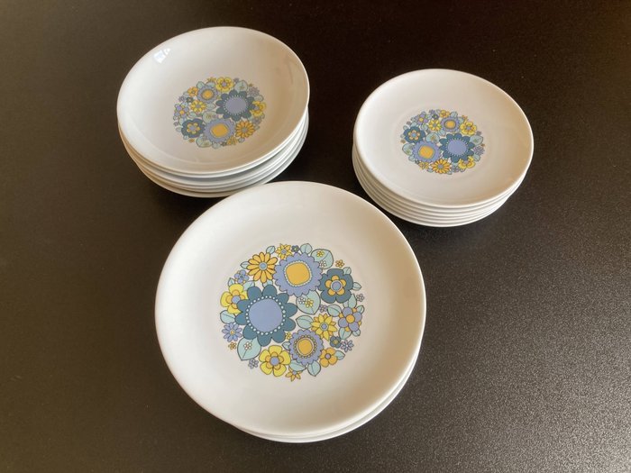 Hutschenreuther plate porcelai for sale  