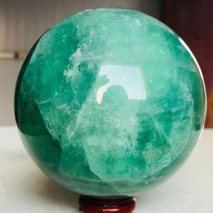 Green fluorite sphere usato  