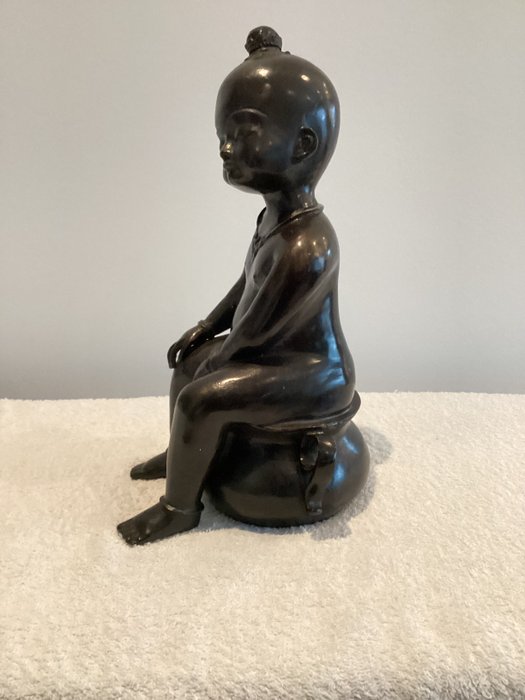 Sculpture nina bidet for sale  