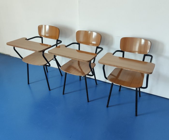 School chair chair for sale  