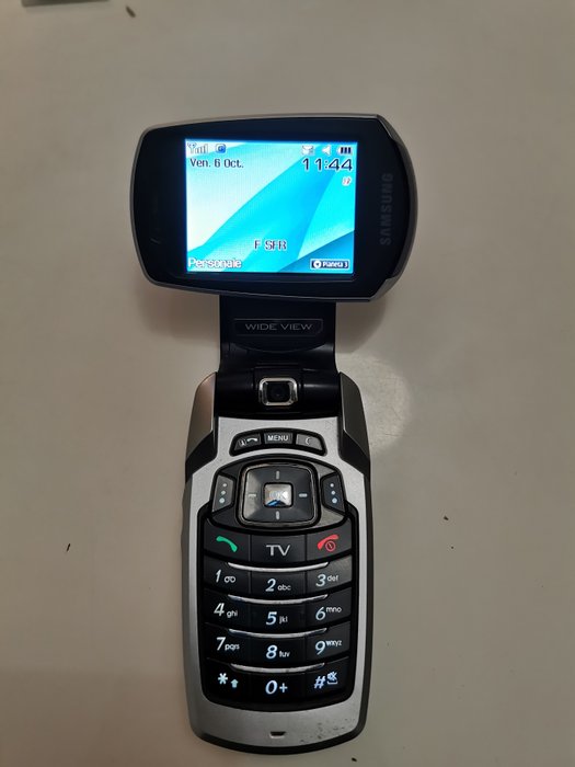 Samsung p910 mobile usato  