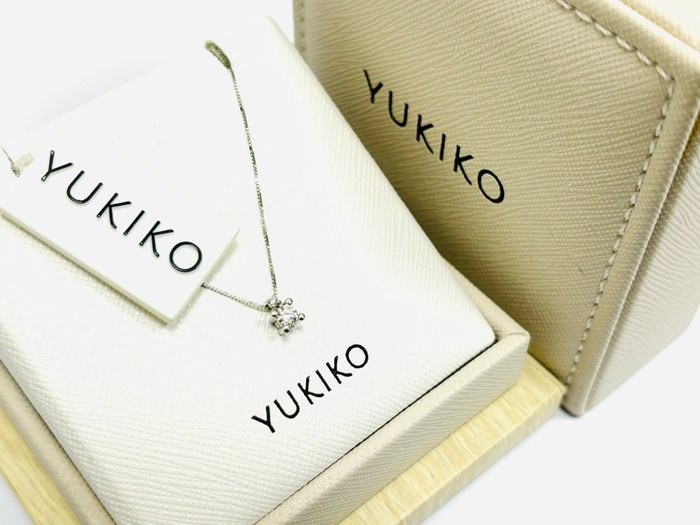 Yukiko necklace with usato  