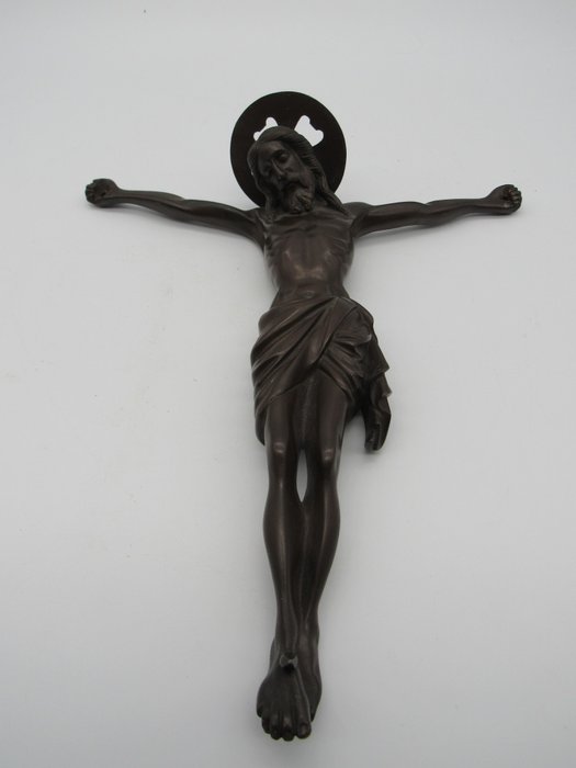 Sculpture jezus van for sale  