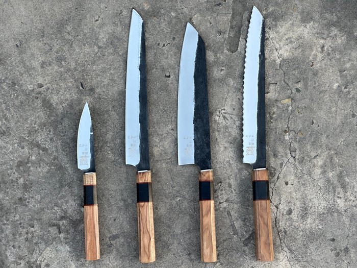 Kitchen knife japanese usato  