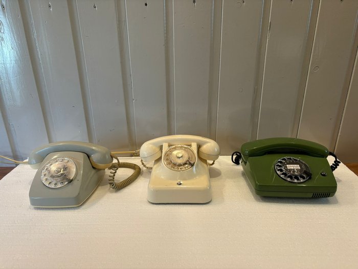 Analogue telephone three for sale  