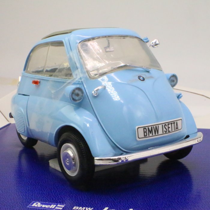 Revell model small d'occasion  