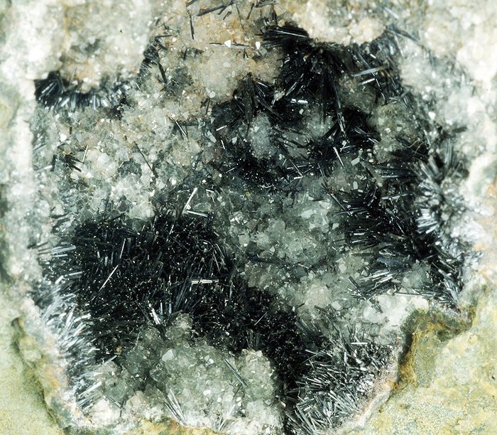 Goethite quartz crystals for sale  