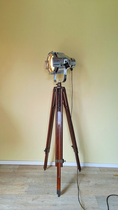 Bryte theatre lamp for sale  