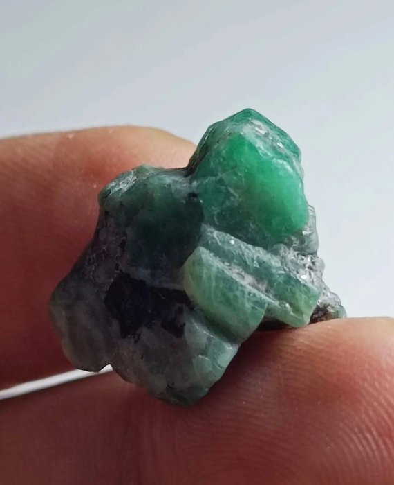 Emerald carat africa for sale  