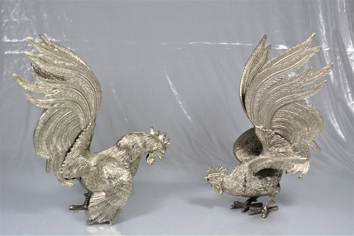 Figurine couple coq for sale  