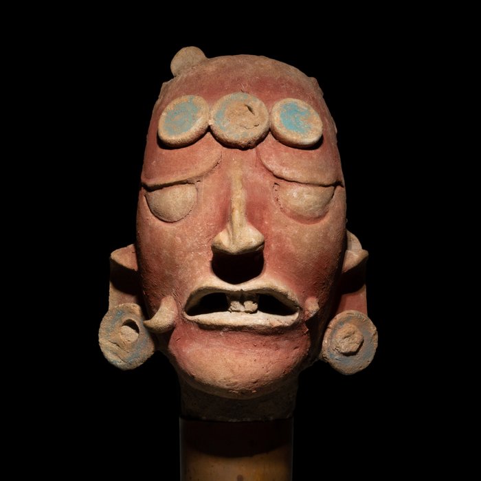 Maya terracotta head usato  