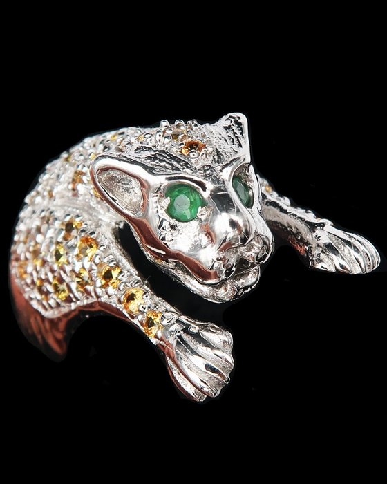 Emerald protection ring for sale  