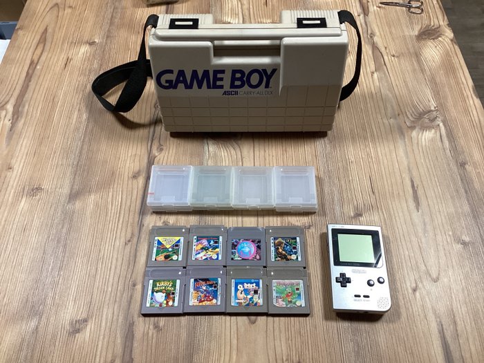 Nintendo gameboy pocket usato  