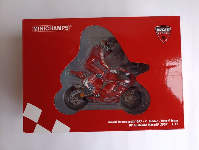Minichamps model motorcycle usato  