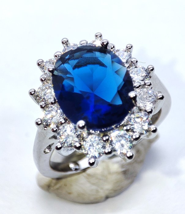 Free beautiful sapphire for sale  