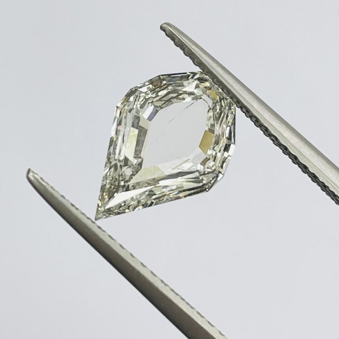 Pcs diamond 1.69 for sale  