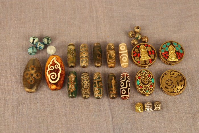 Religious objects dzi for sale  