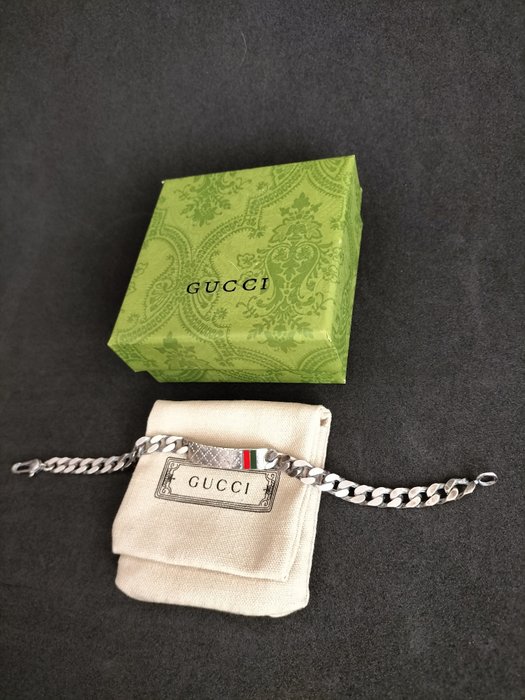 Gucci silver bracelet usato  
